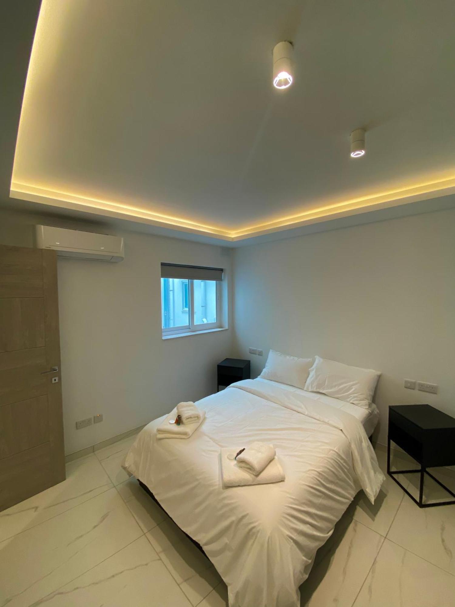 Tigne Sliema Three Bedrooms Apartment Zewnętrze zdjęcie
