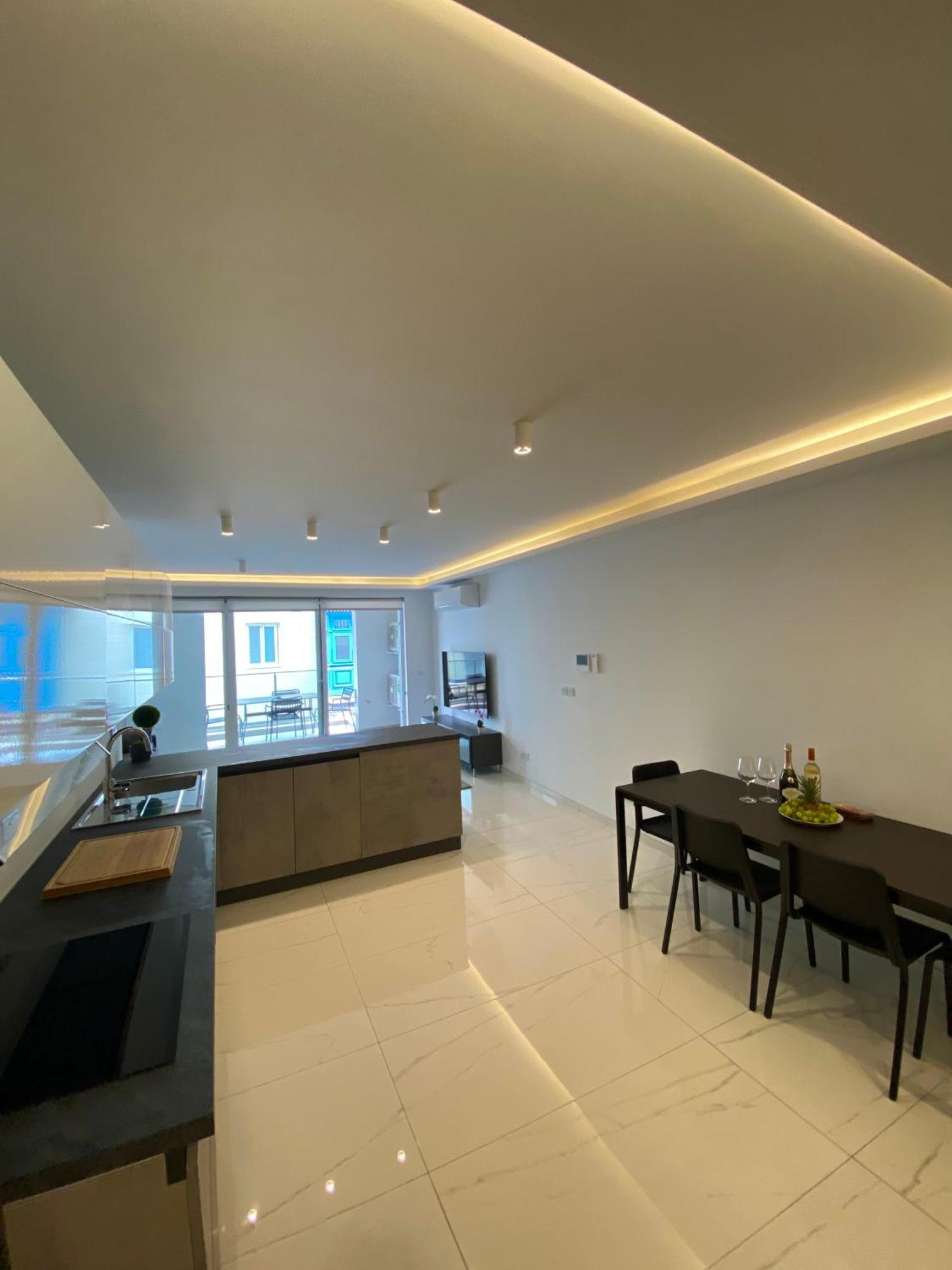 Tigne Sliema Three Bedrooms Apartment Zewnętrze zdjęcie