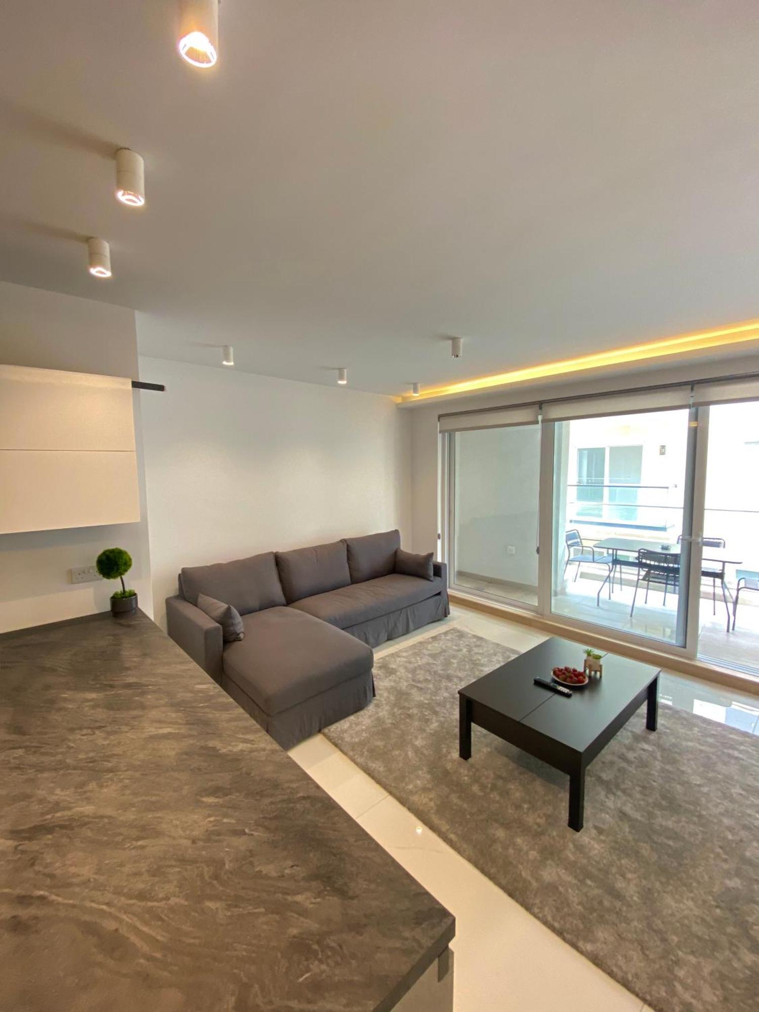 Tigne Sliema Three Bedrooms Apartment Zewnętrze zdjęcie