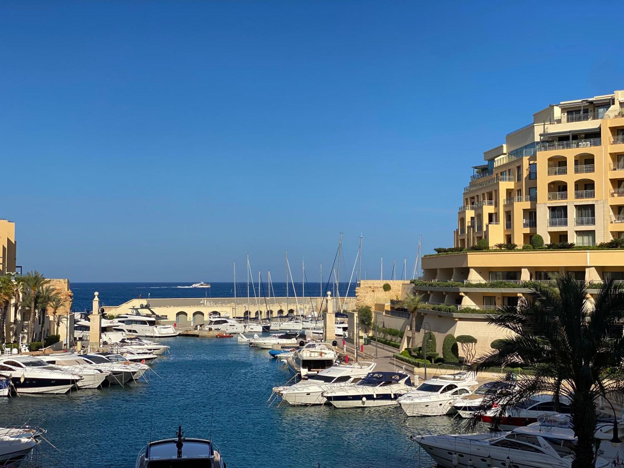 Tigne Sliema Three Bedrooms Apartment Zewnętrze zdjęcie